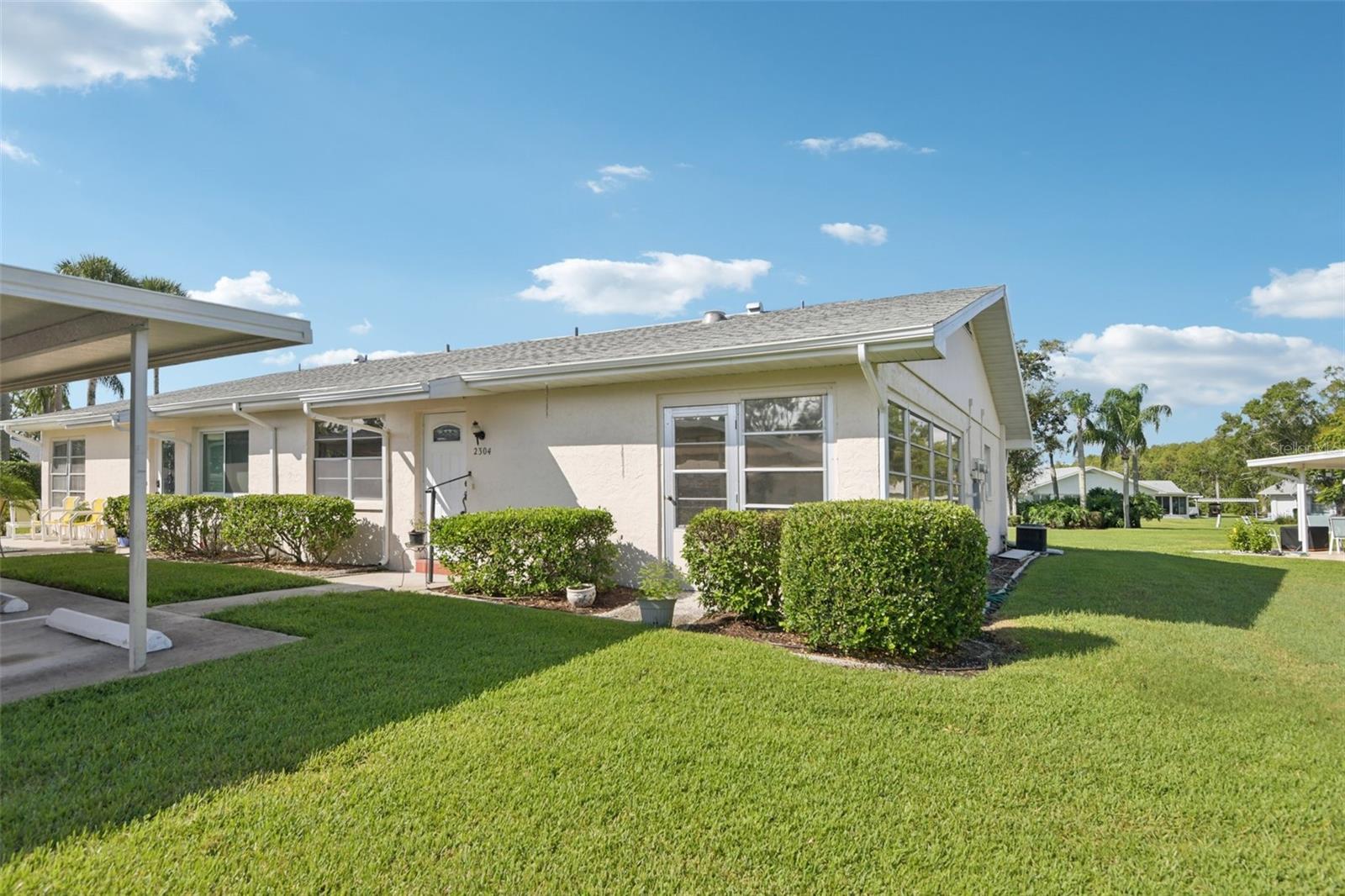 2304 GLENMORE CIR #327