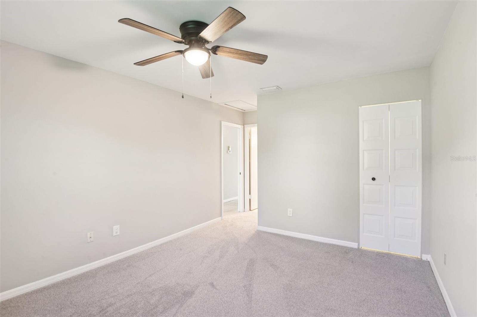 2304 GLENMORE CIR #327