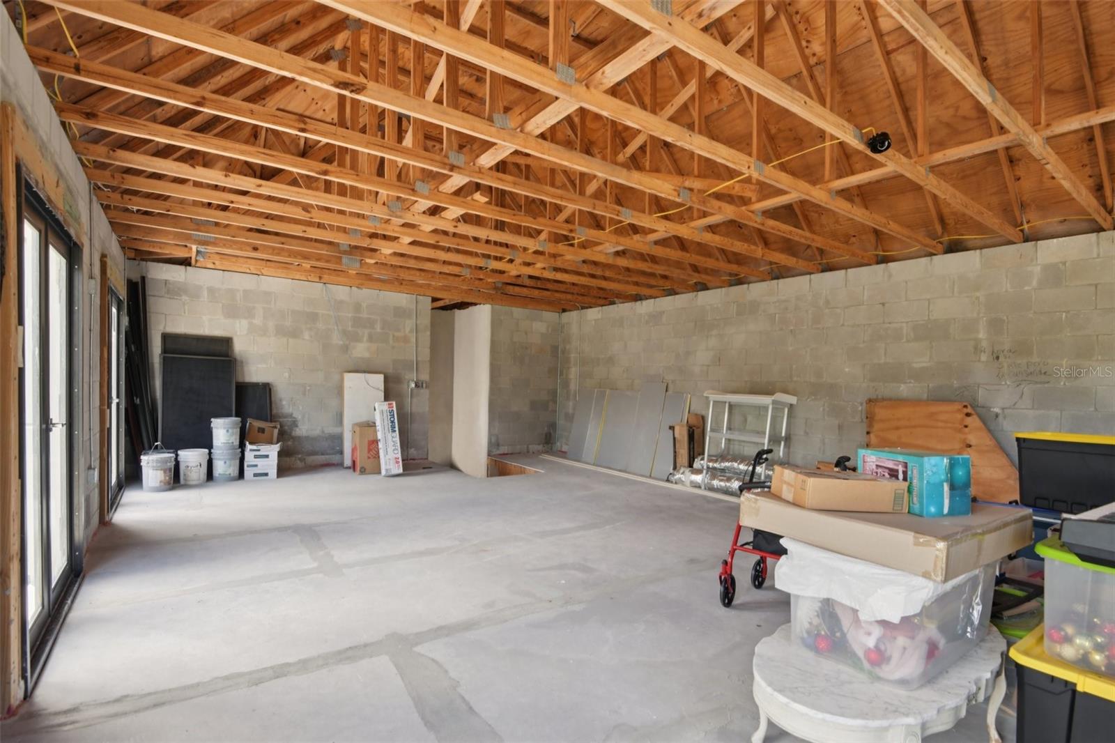 6305 MARBELLA BLVD