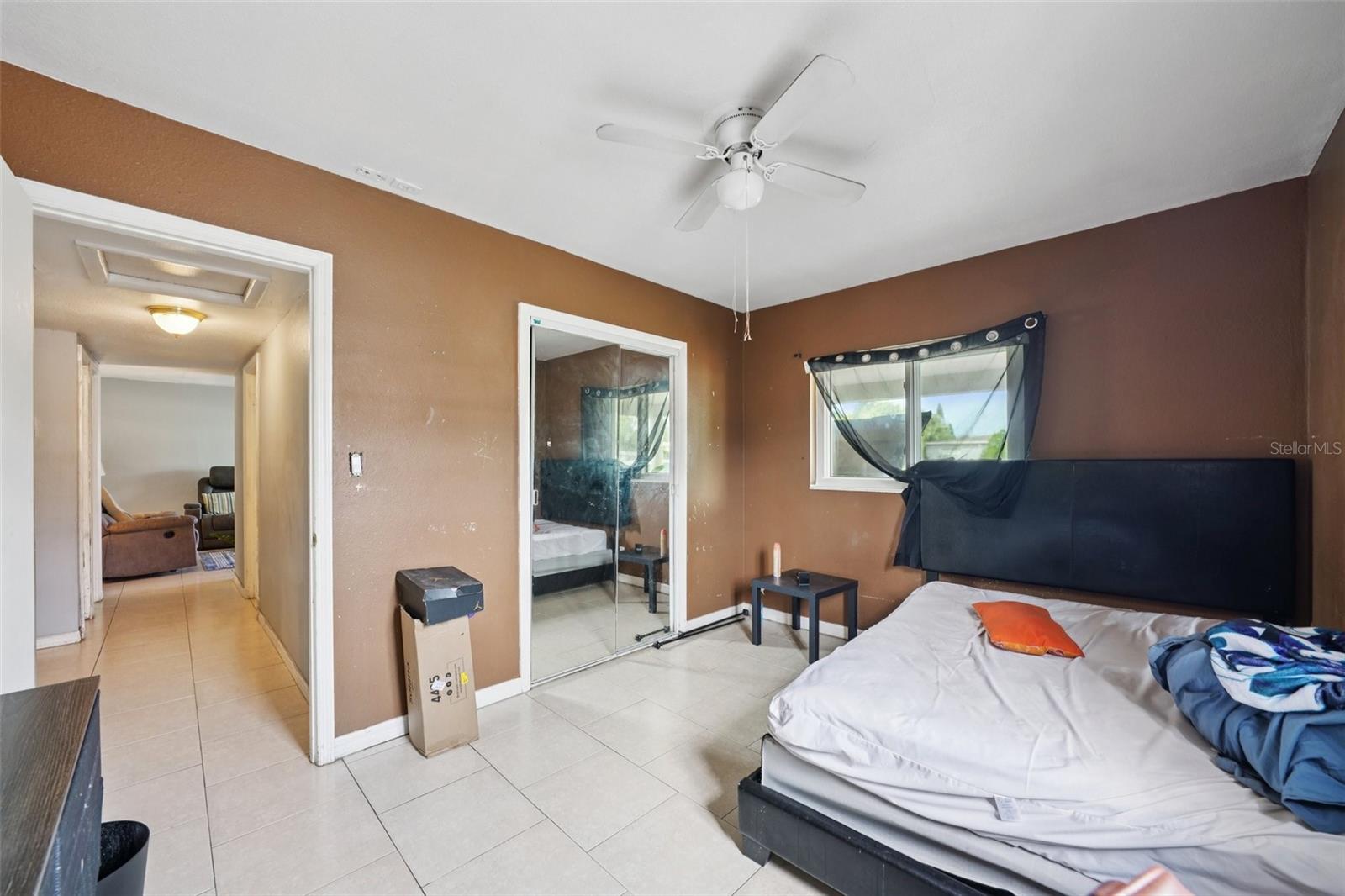 4515 N SAINT VINCENT ST