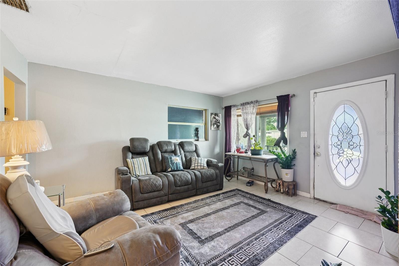 4515 N SAINT VINCENT ST