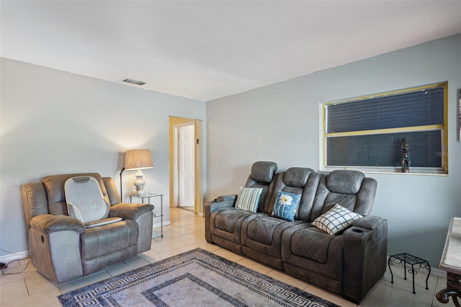 4515 N SAINT VINCENT ST