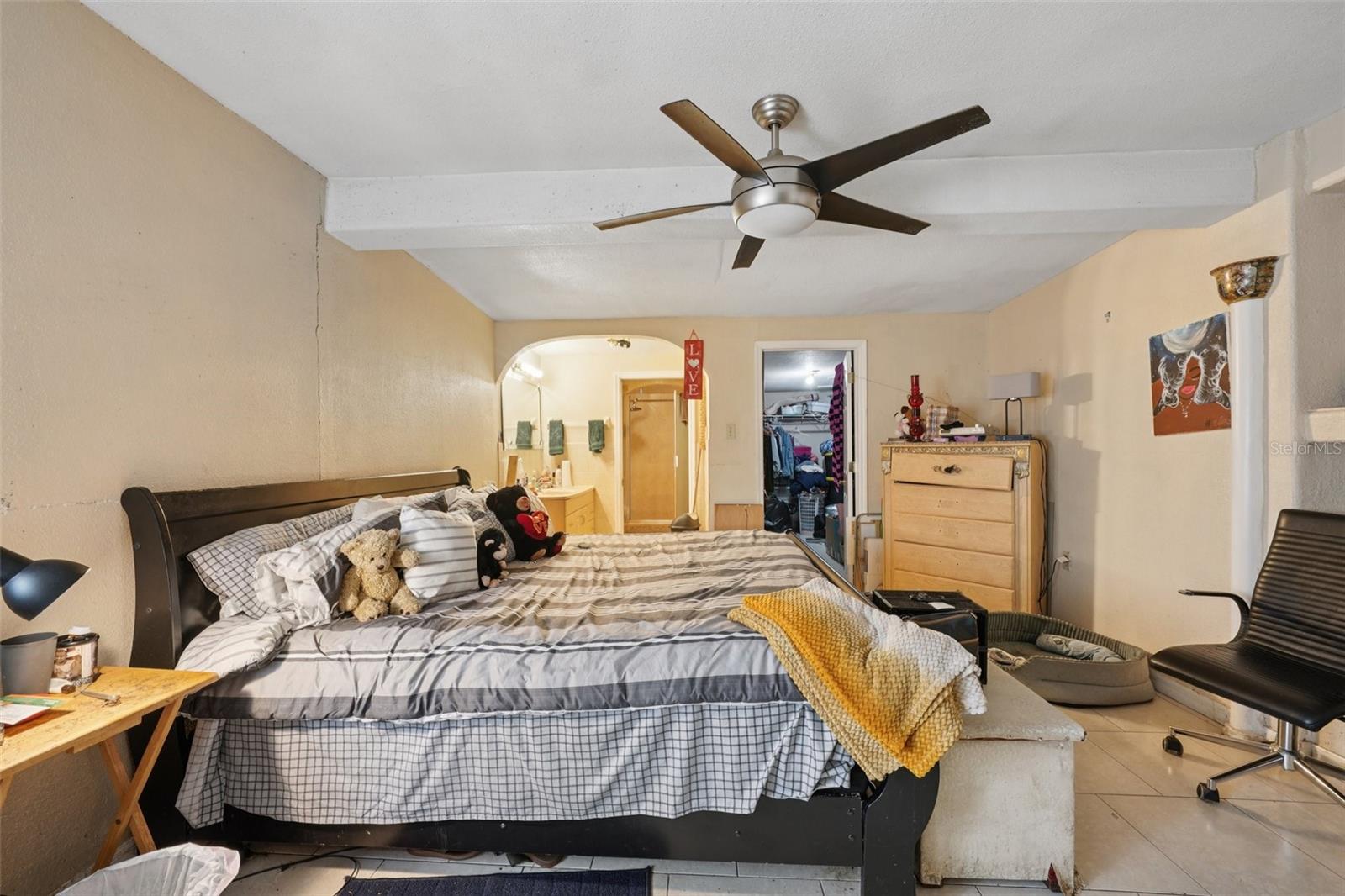 4515 N SAINT VINCENT ST