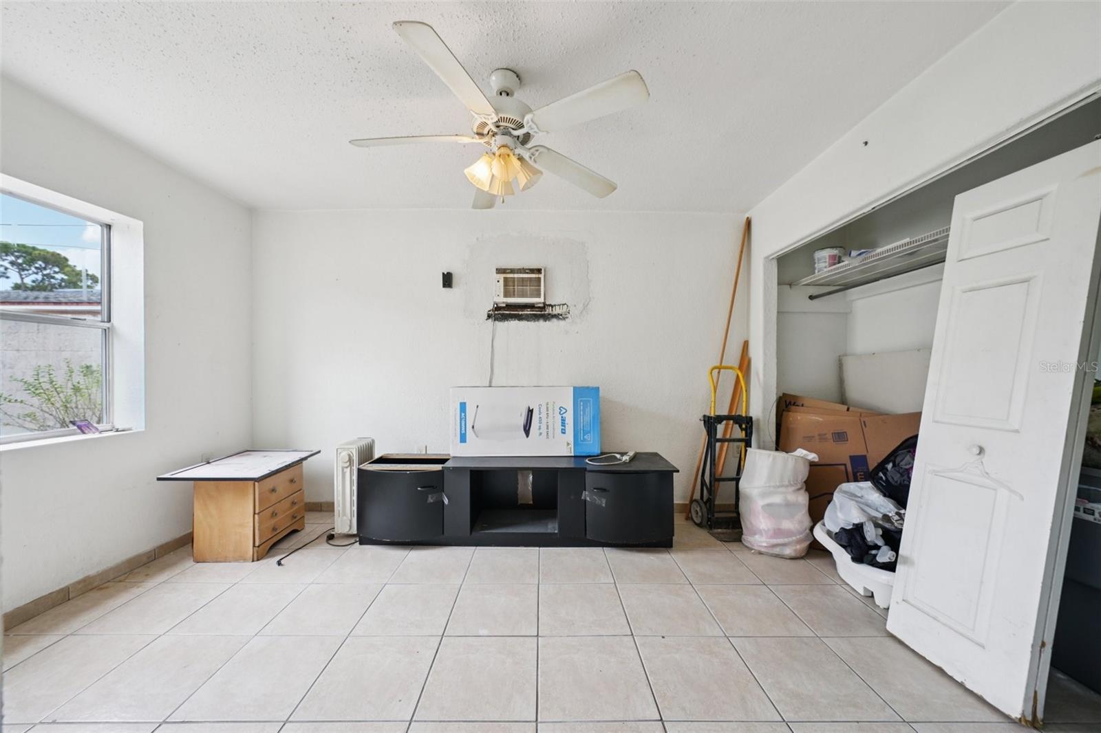 4515 N SAINT VINCENT ST