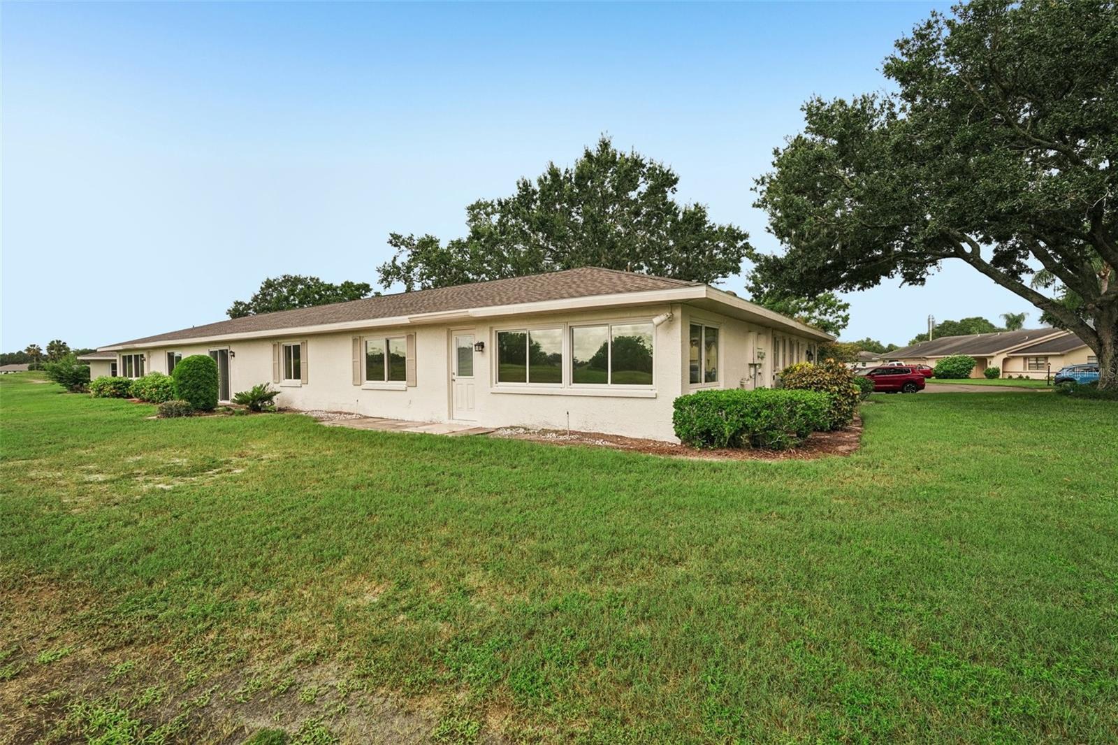 2315 LANCASTER DR