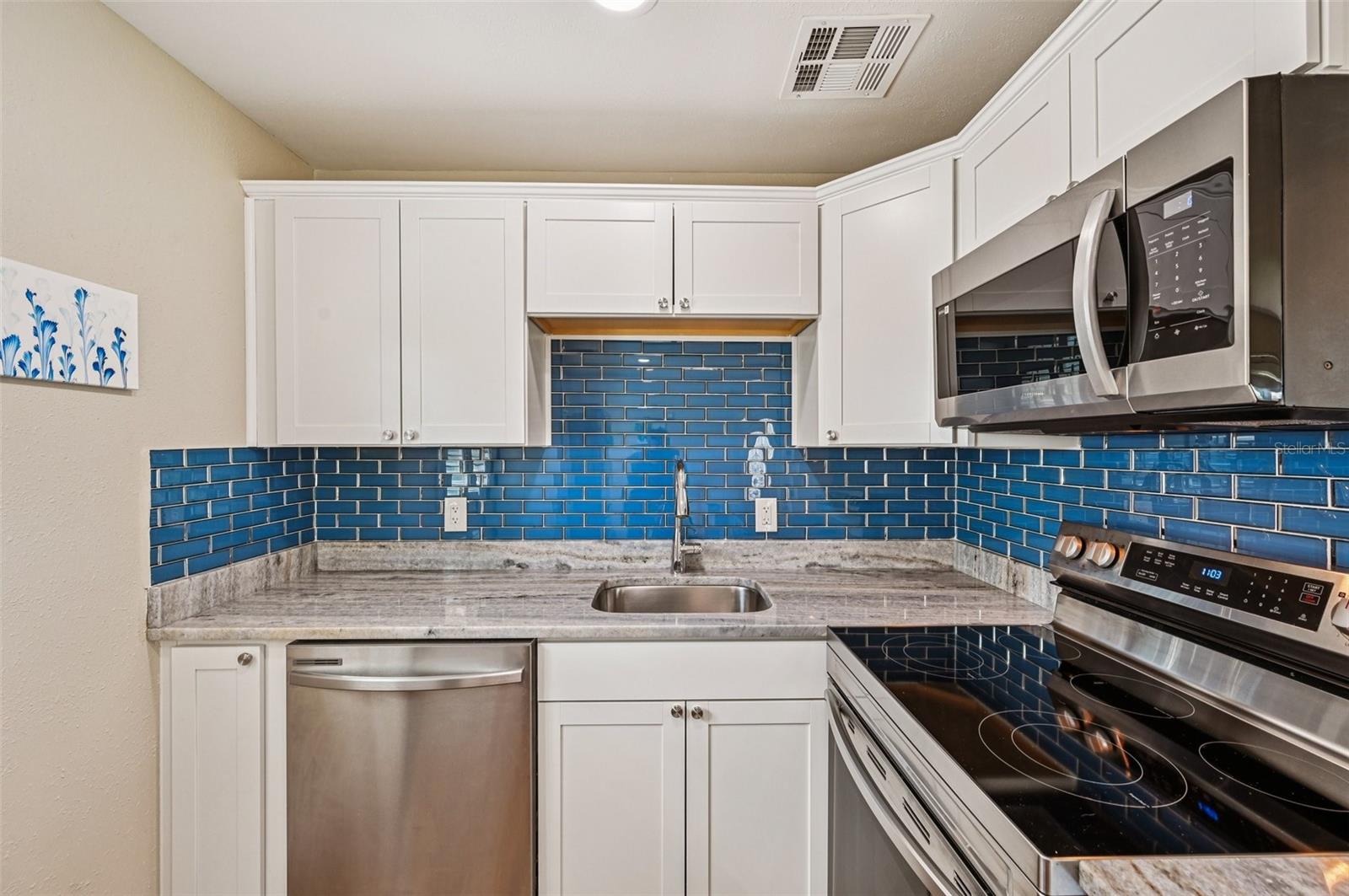 301 ANDOVER PL S #177