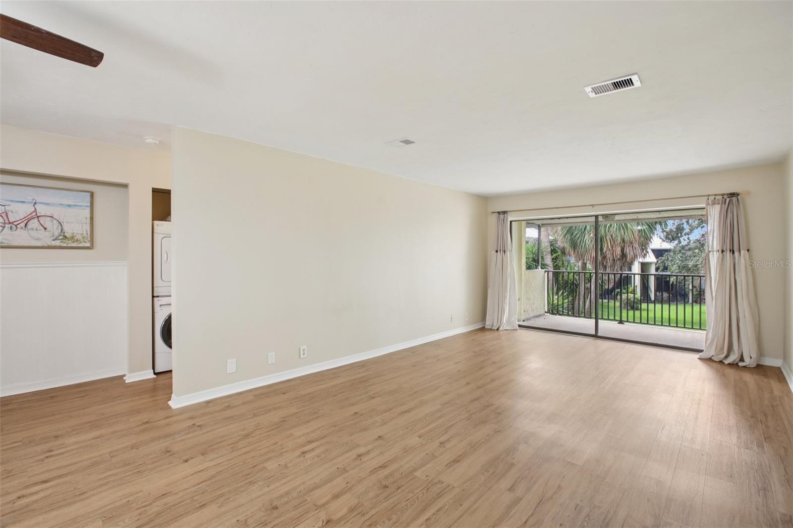 7300 SUNSHINE SKYWAY LN S #202