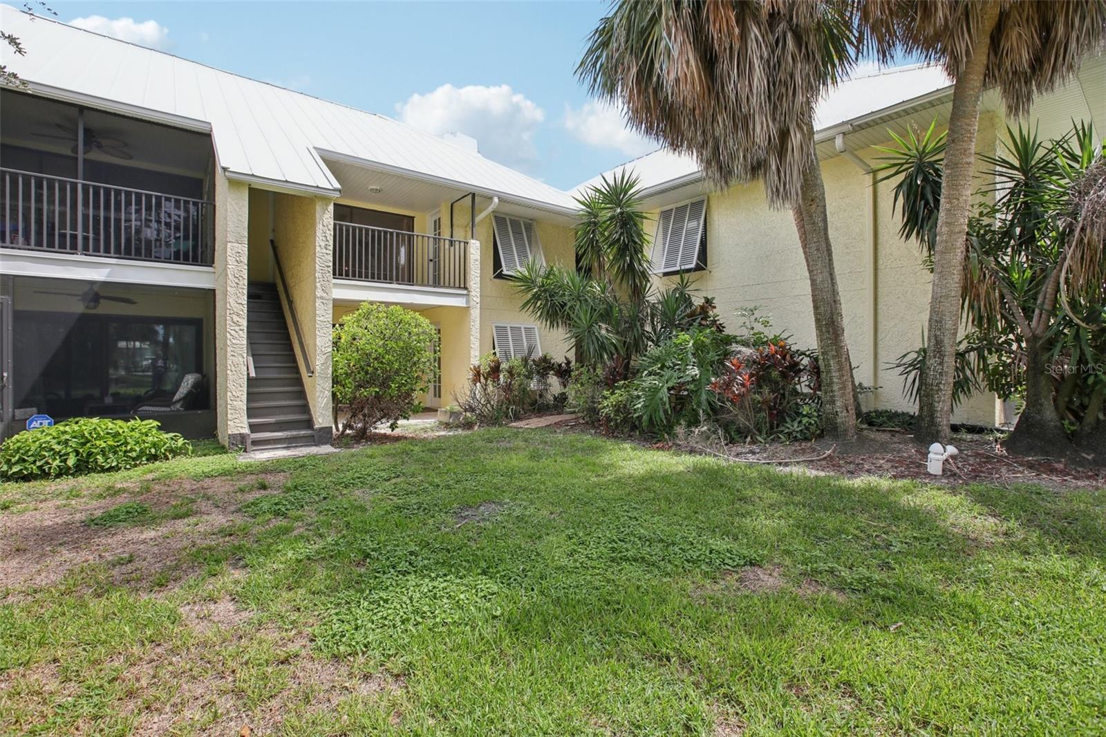 7300 SUNSHINE SKYWAY LN S #202