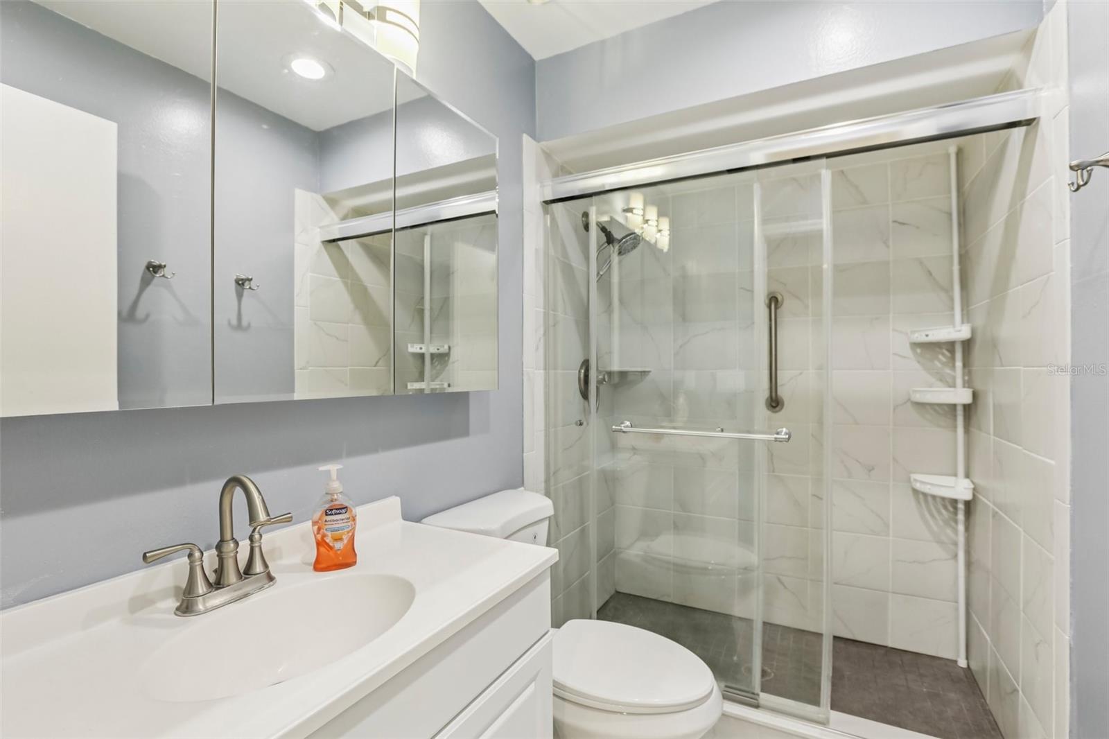 2603 LANCASTER DR