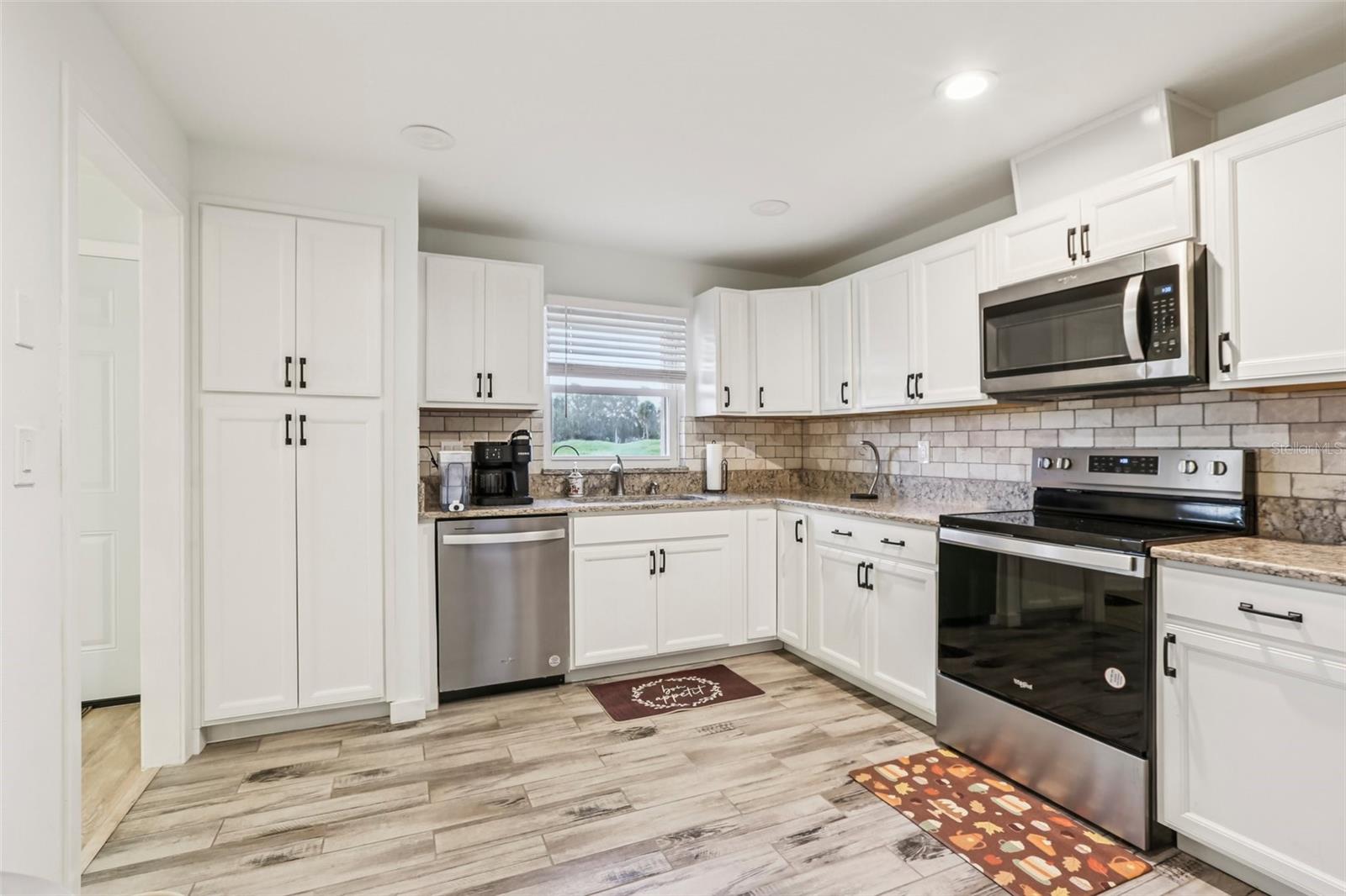 2603 LANCASTER DR