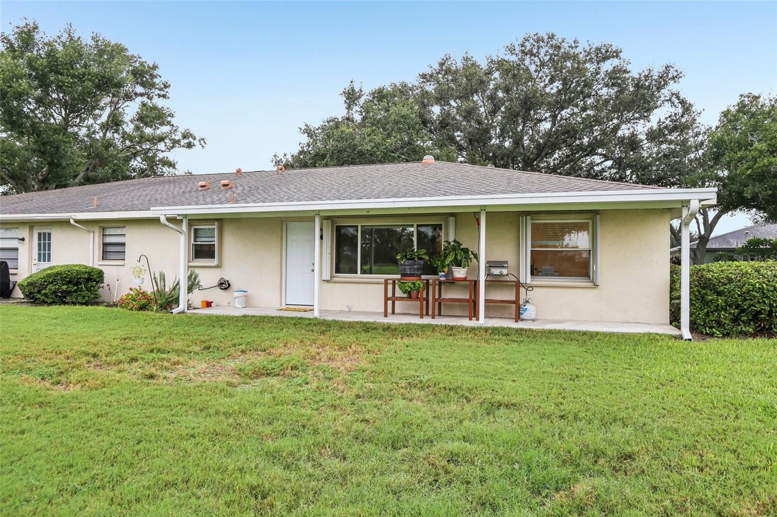 2603 LANCASTER DR