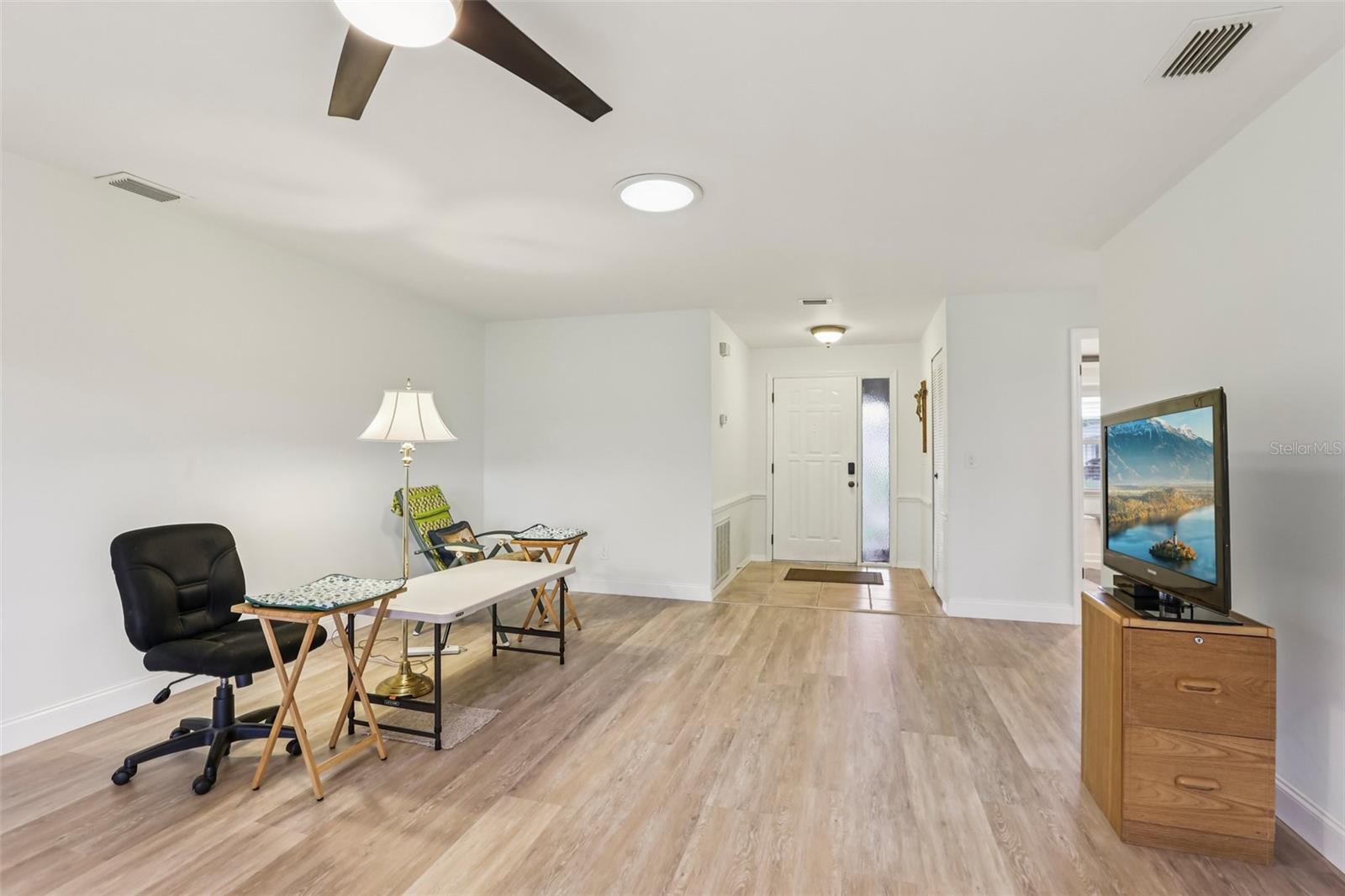 2603 LANCASTER DR