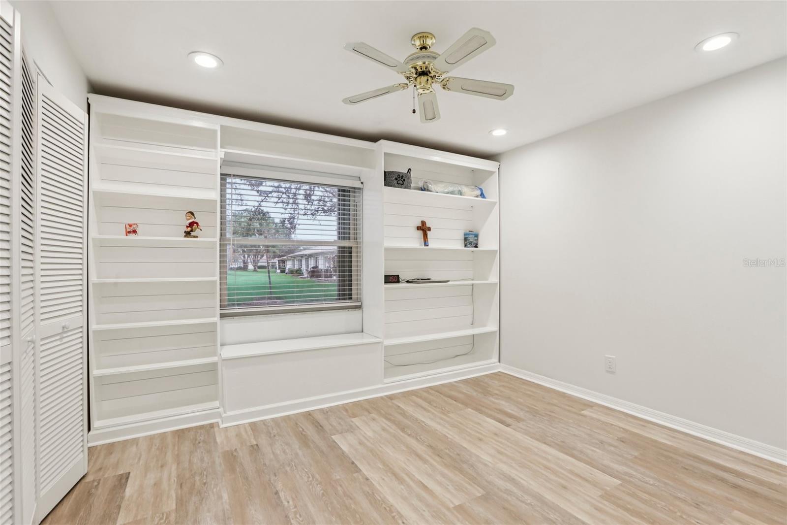 2603 LANCASTER DR