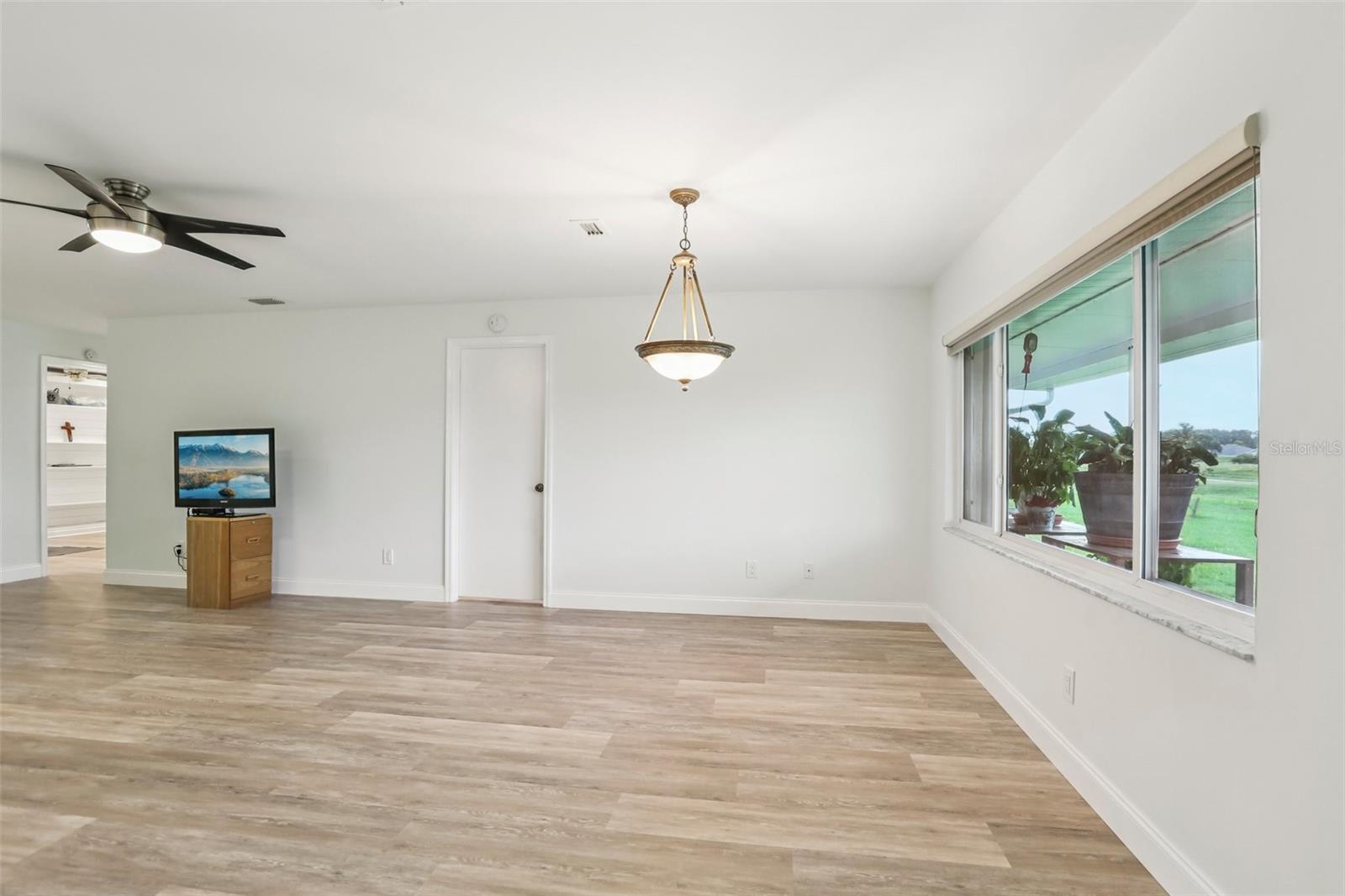 2603 LANCASTER DR