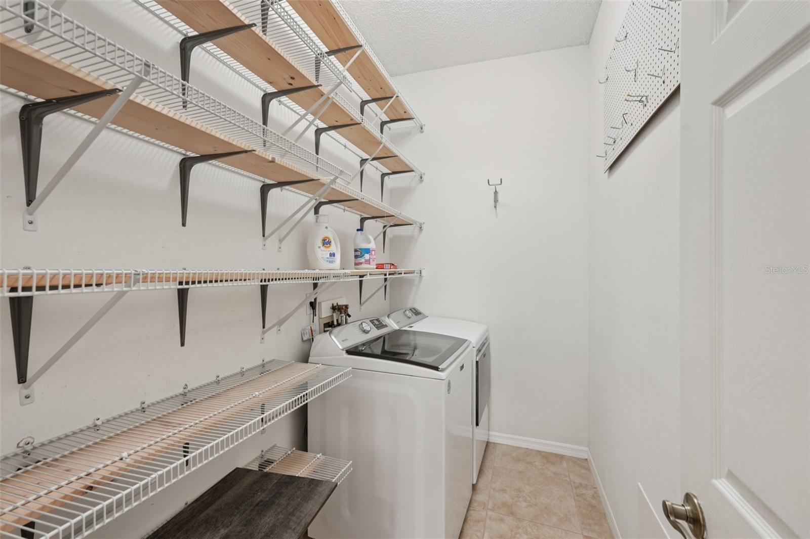 736 FAIRWAY RIDGE CT