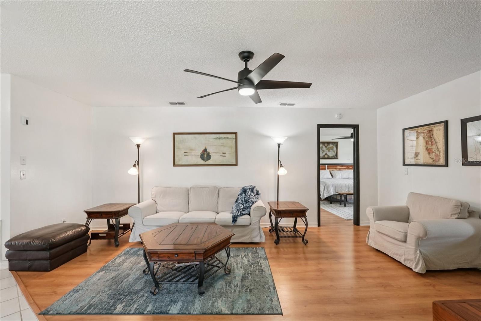 1604 LELAND DR