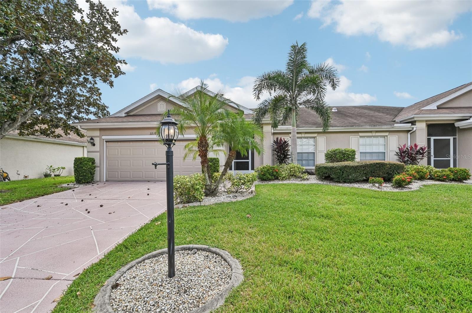 2218 OLIVE BRANCH DR