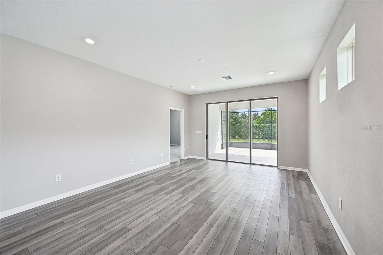 6372 MOORING LINE CIR