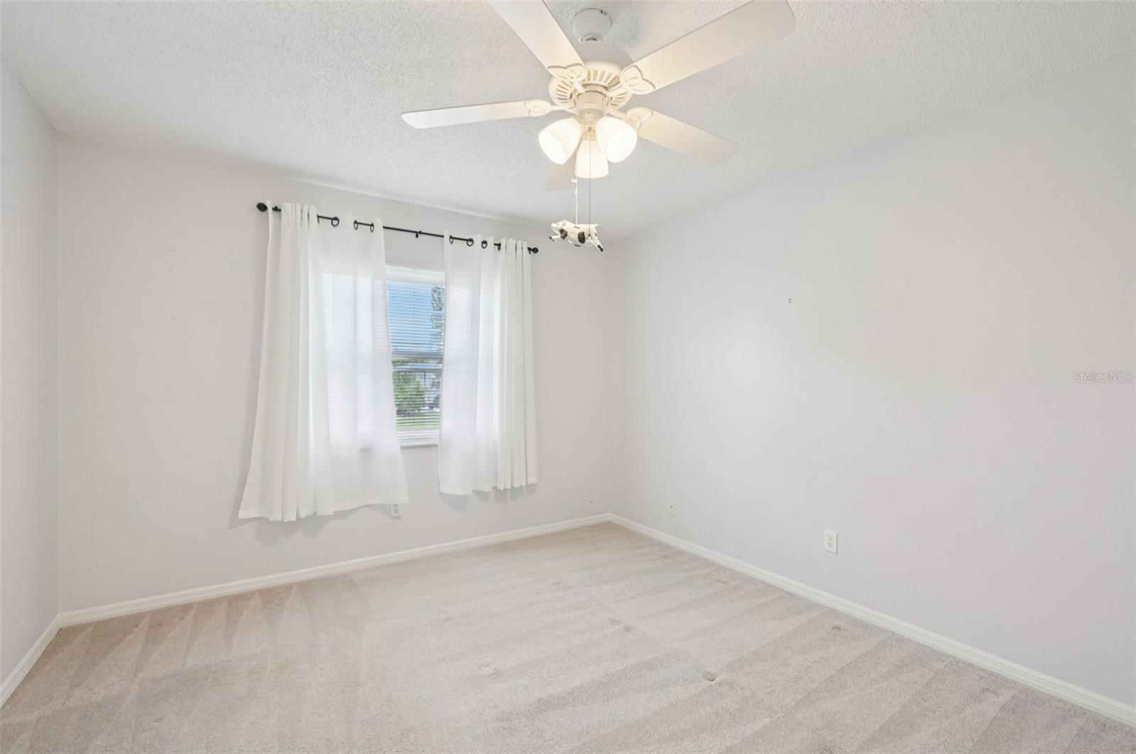 214 GLOUCESTER BLVD