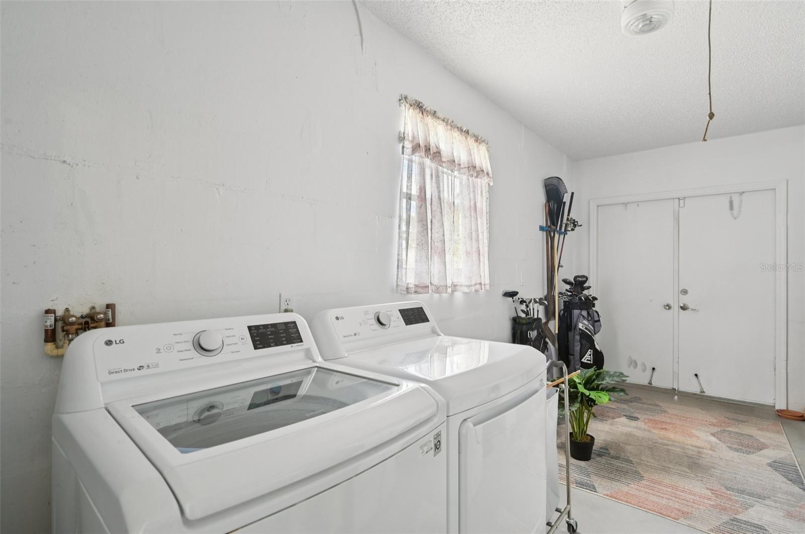 214 GLOUCESTER BLVD