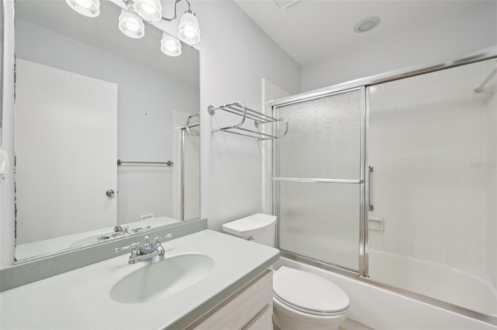 214 GLOUCESTER BLVD