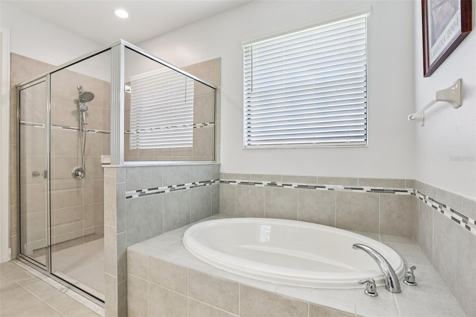 3915 SALIDA DELSOL DR