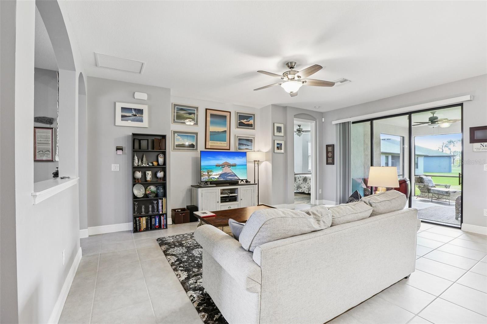3915 SALIDA DELSOL DR