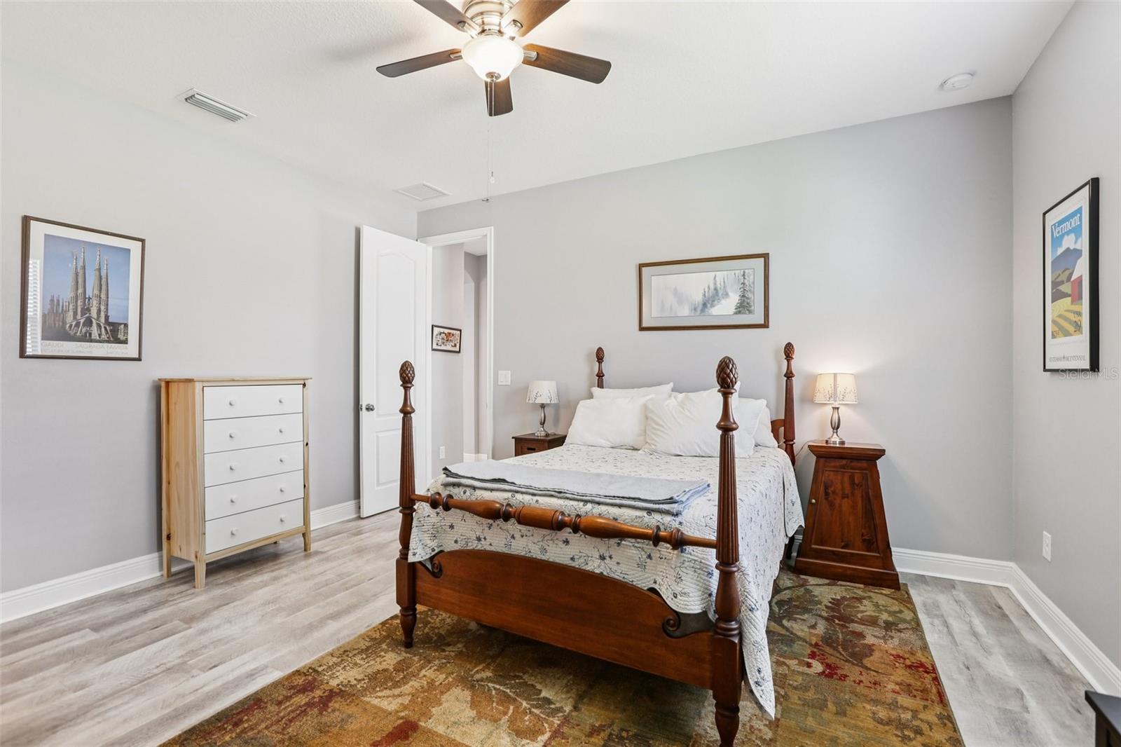 3915 SALIDA DELSOL DR