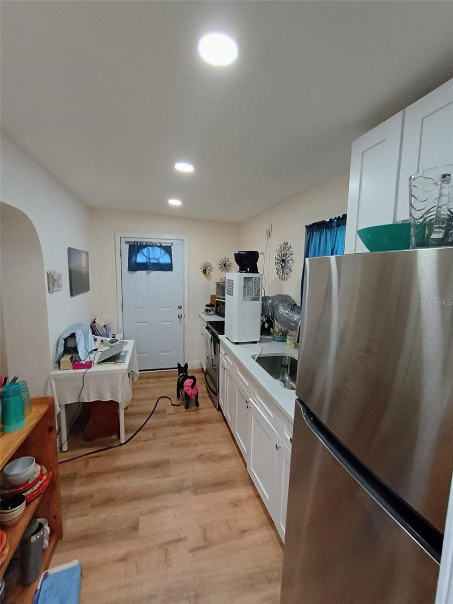 405 S ORION AVE