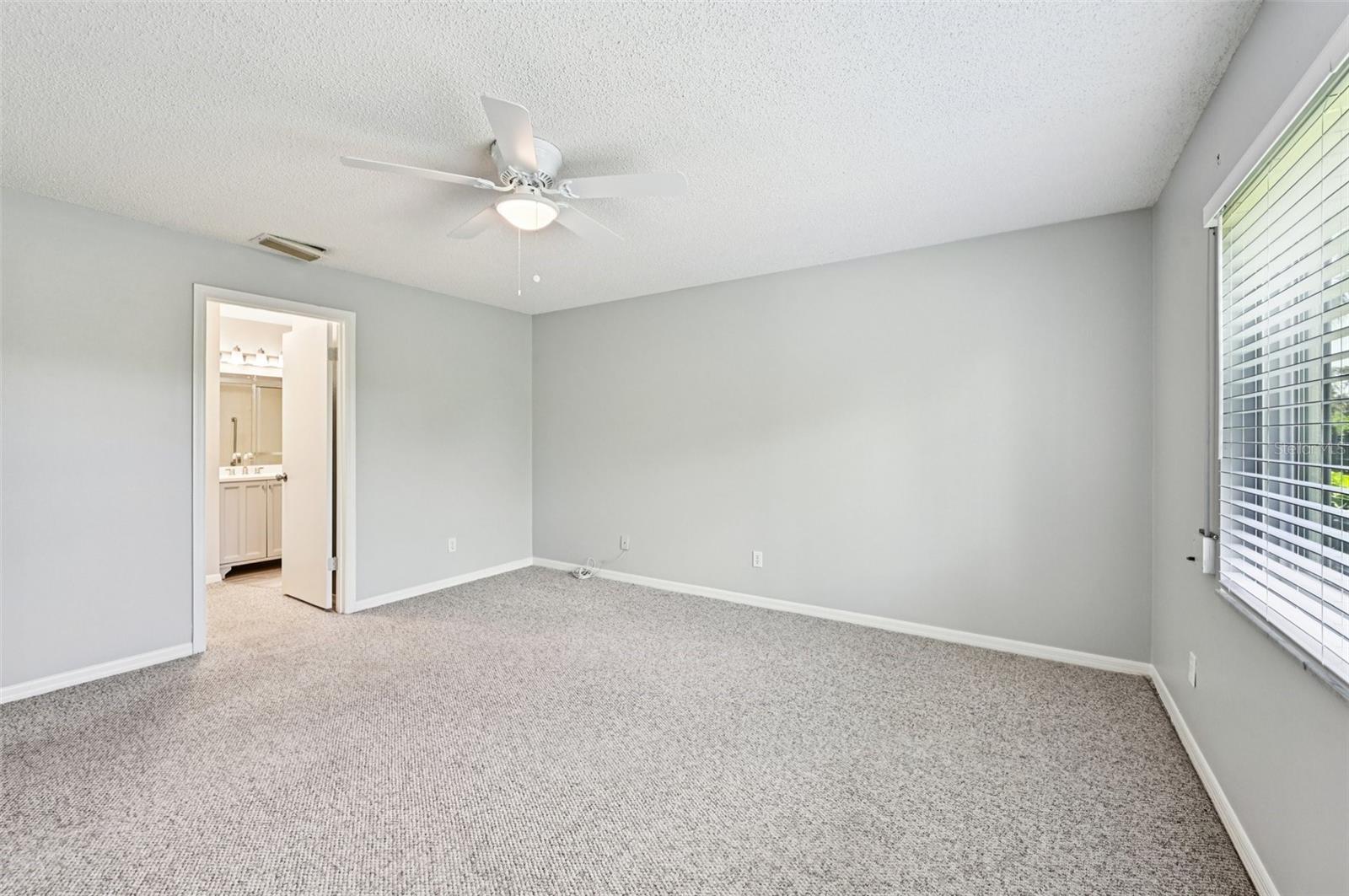 2421 LANCASTER DR