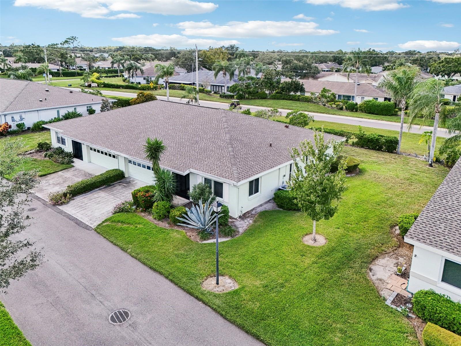 2421 LANCASTER DR