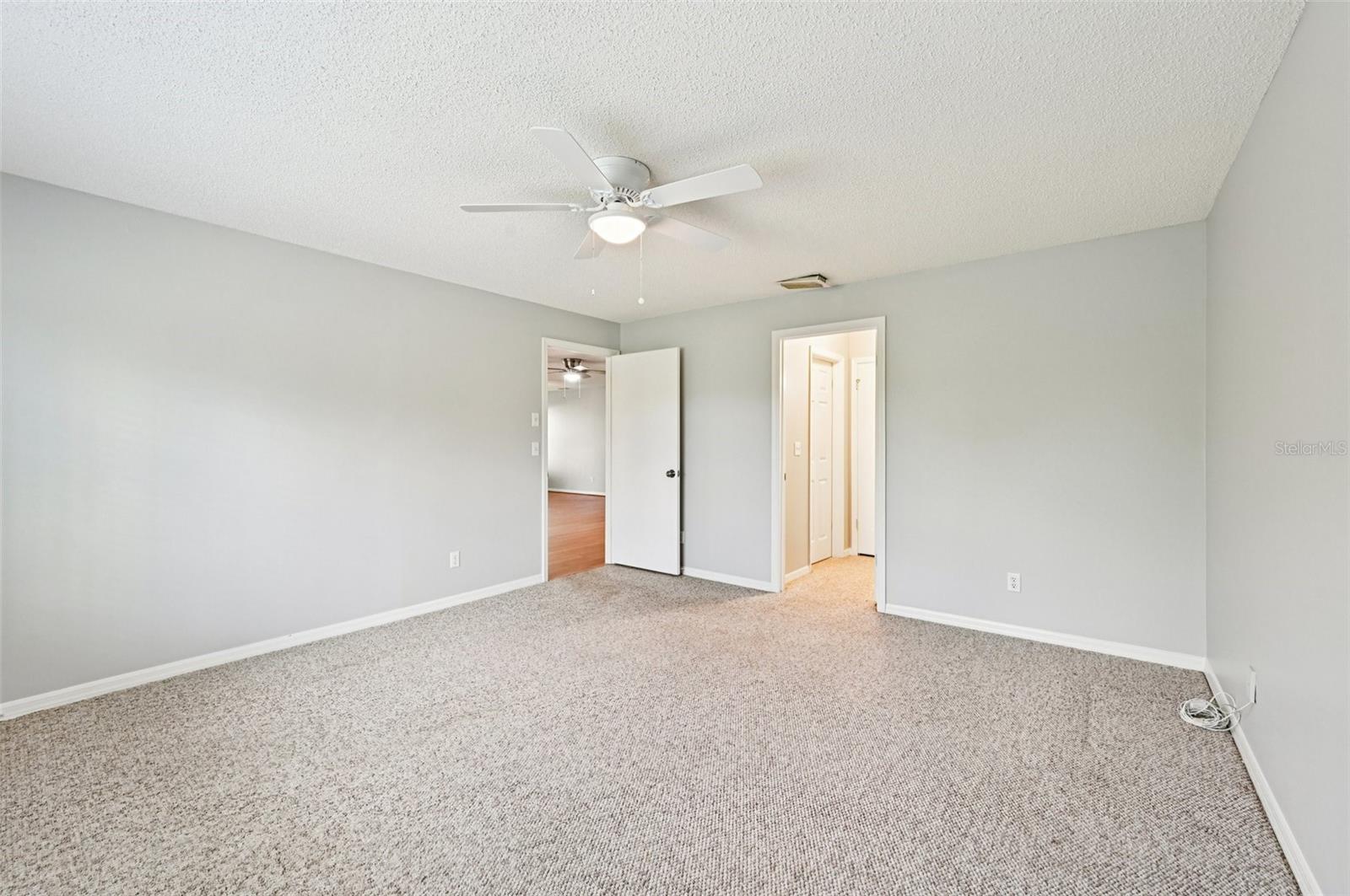 2421 LANCASTER DR