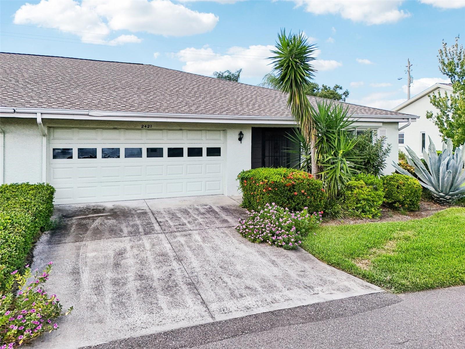 2421 LANCASTER DR