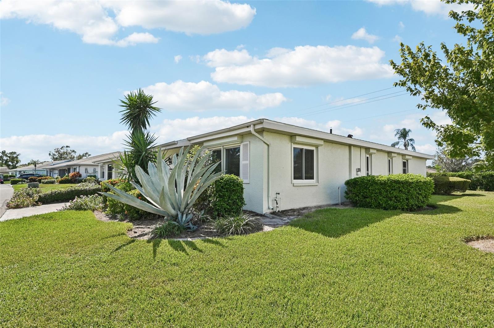 2421 LANCASTER DR