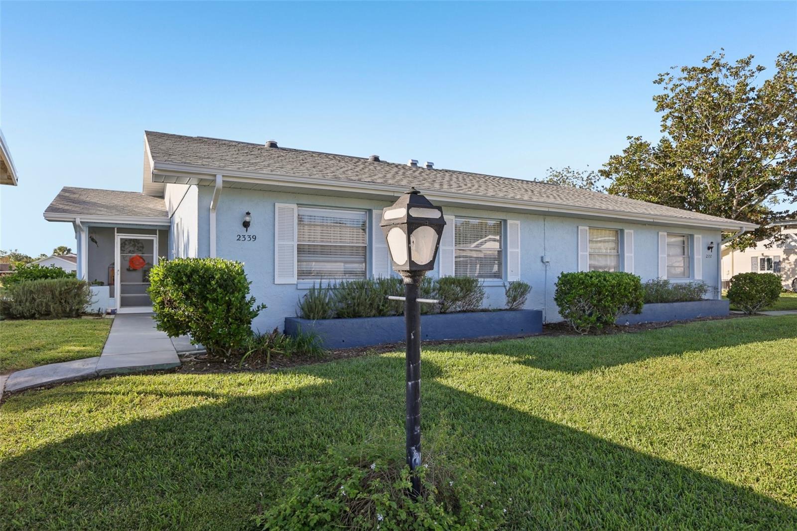2339 GLENMORE CIR