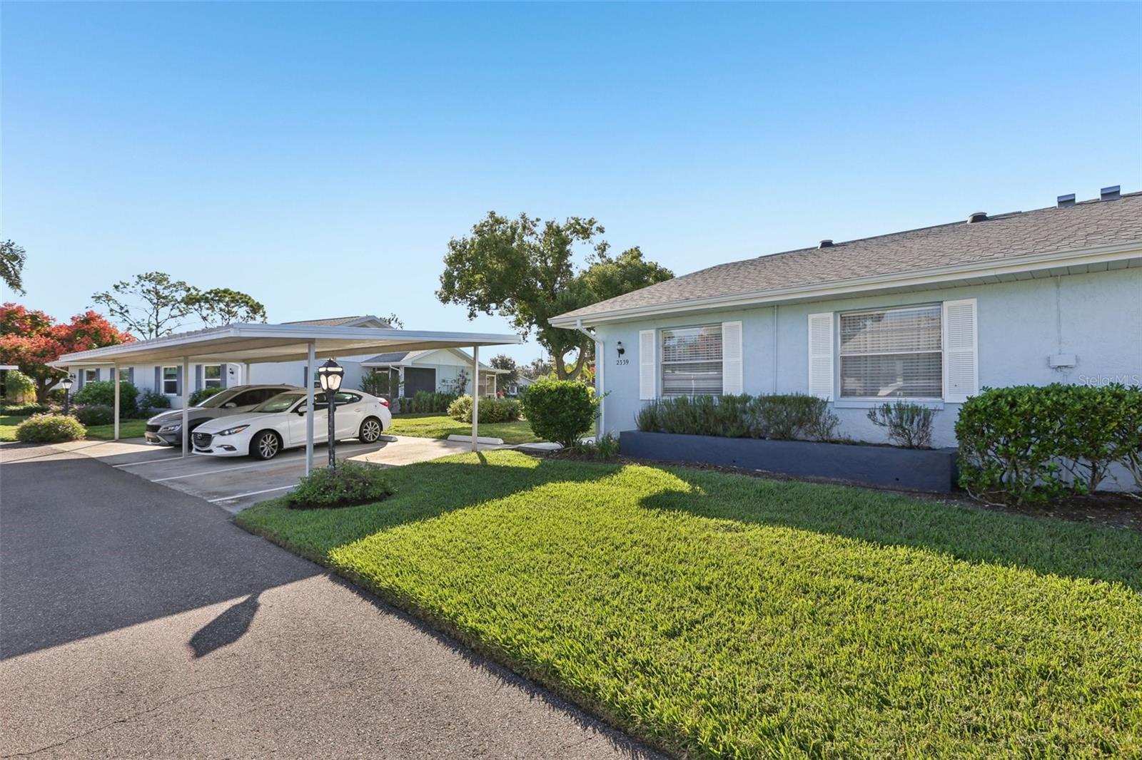 2339 GLENMORE CIR