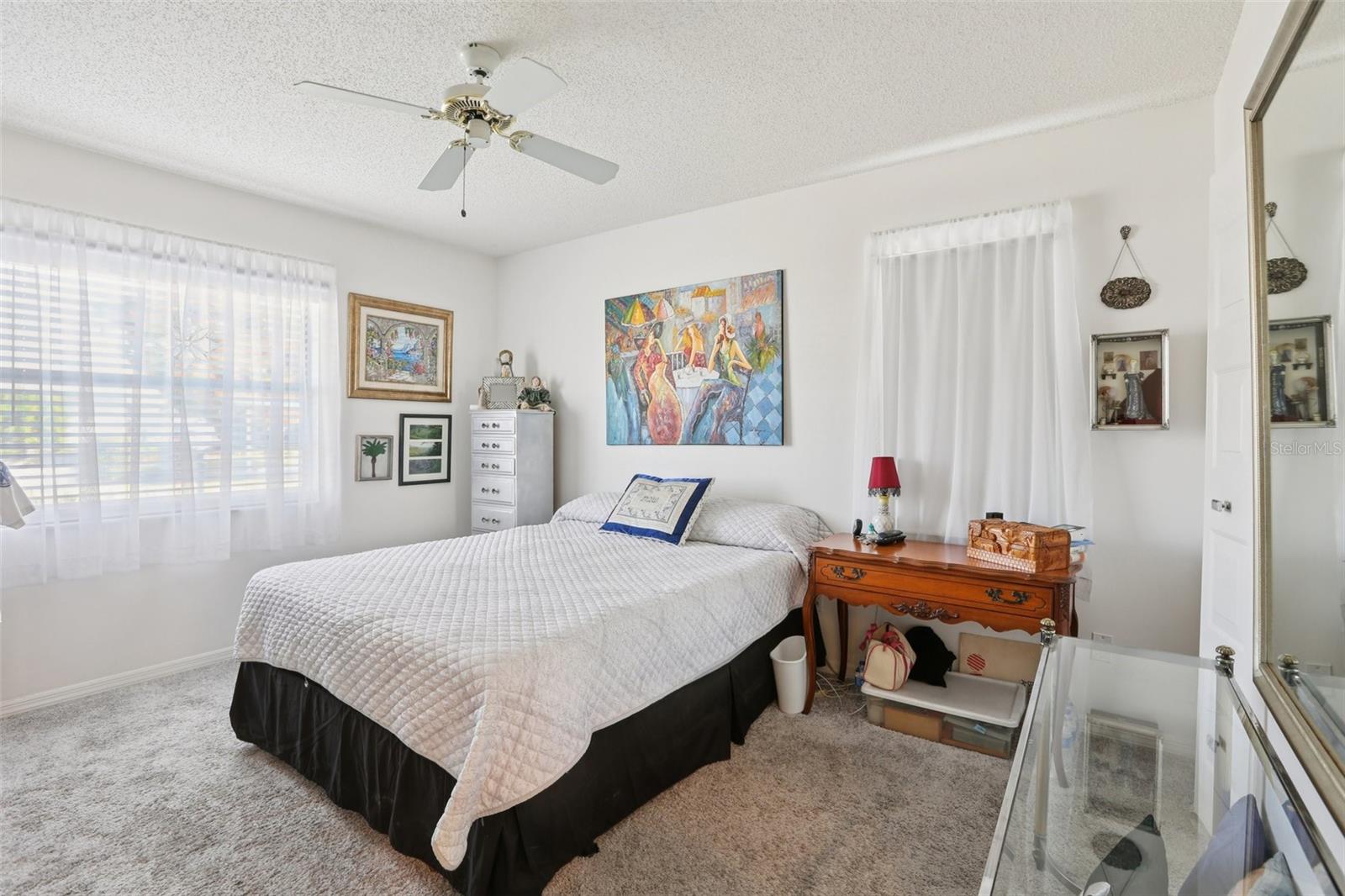 2339 GLENMORE CIR