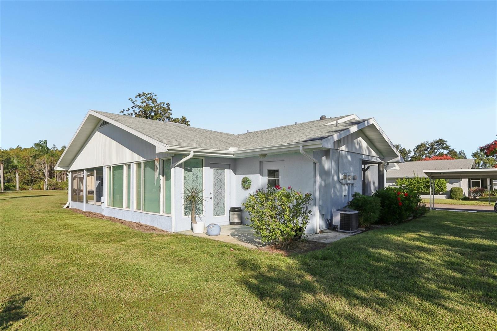 2339 GLENMORE CIR
