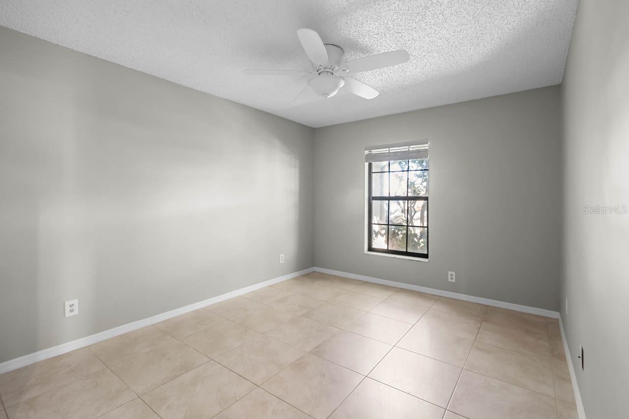 1209 LITCHFIELD DR #42