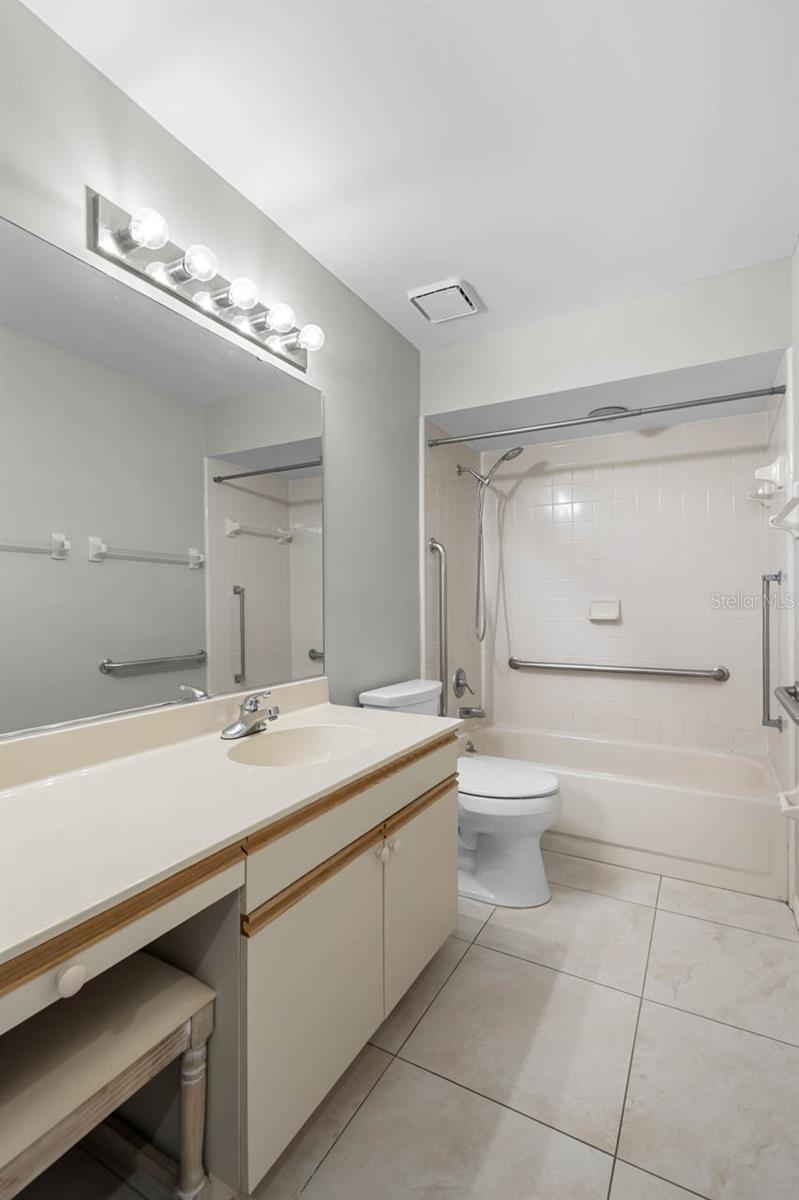 1209 LITCHFIELD DR #42