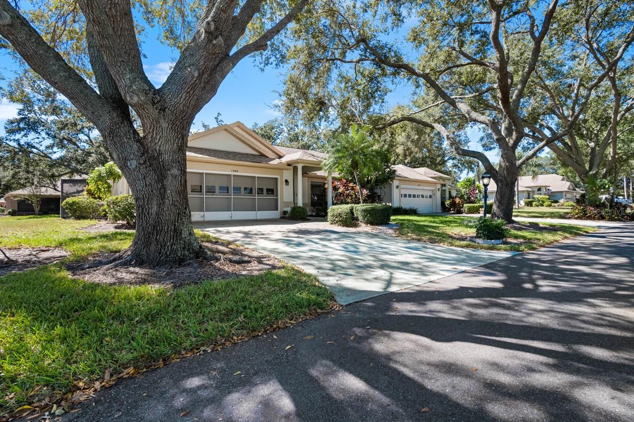 1209 LITCHFIELD DR #42