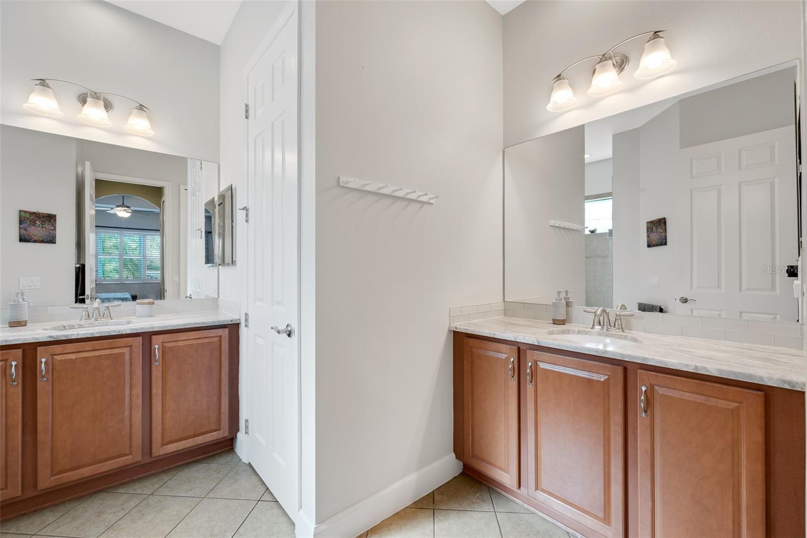 1649 EMERALD DUNES DR