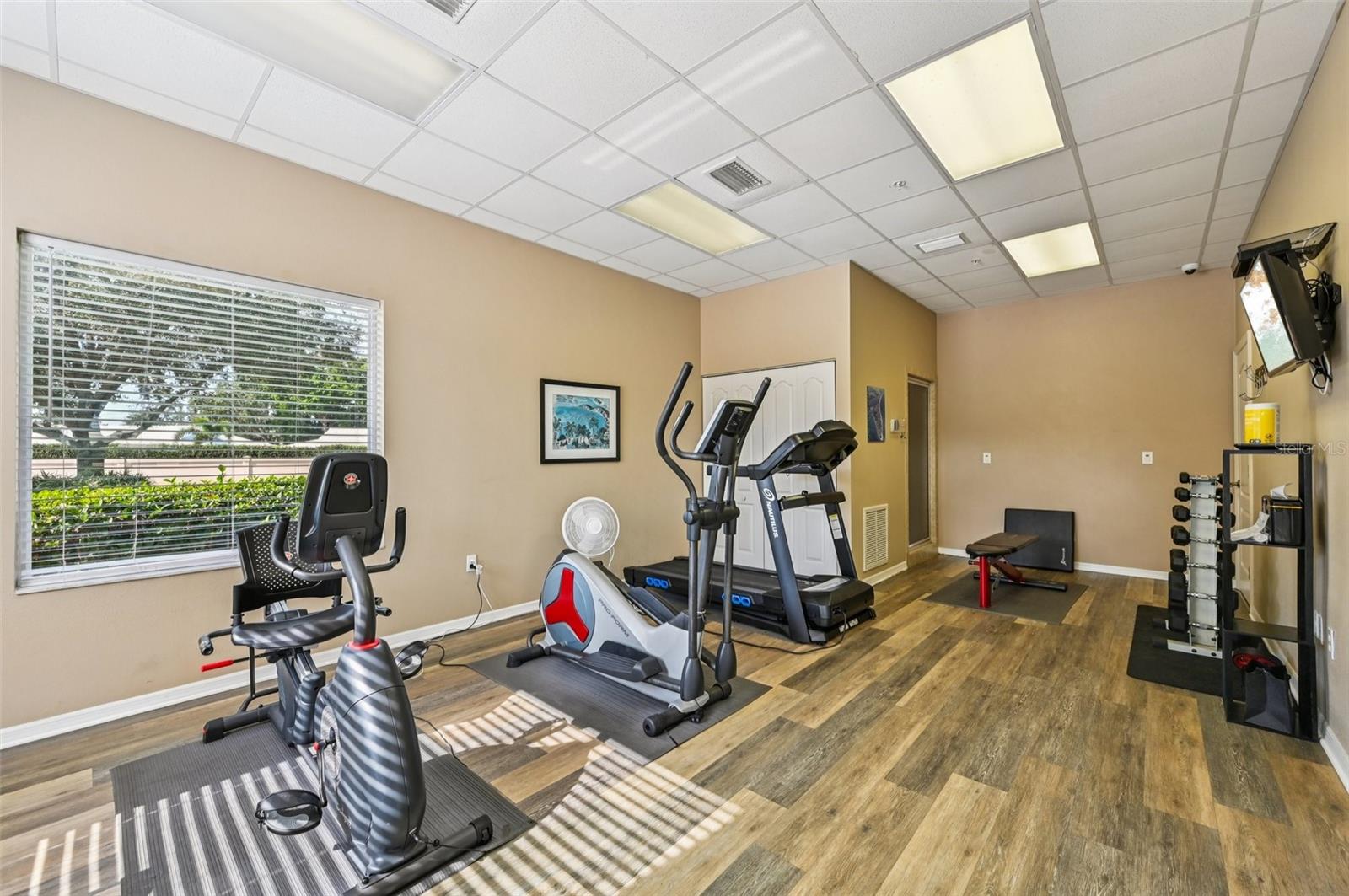 6506 7TH AVENUE CIR W