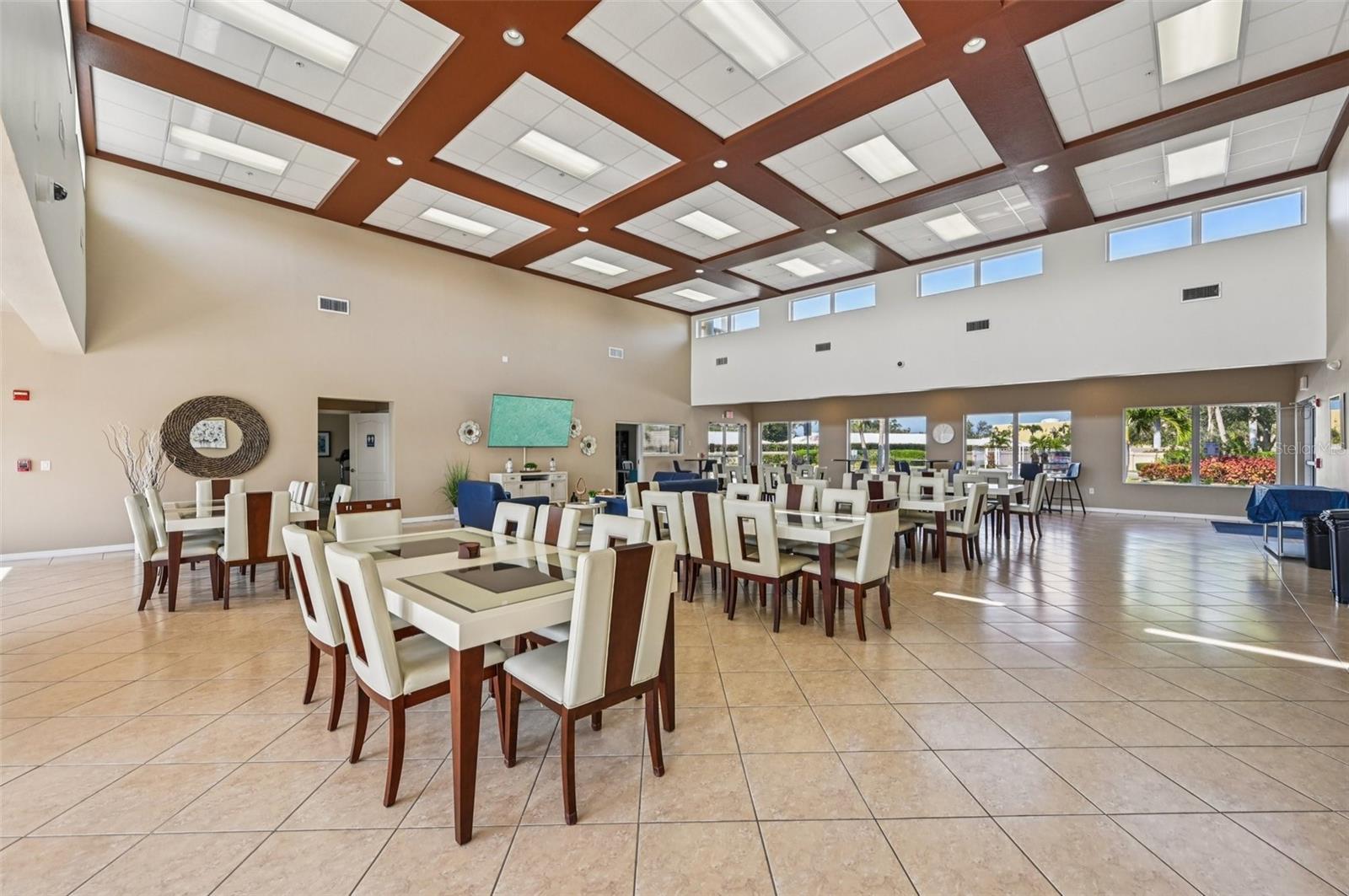 6506 7TH AVENUE CIR W