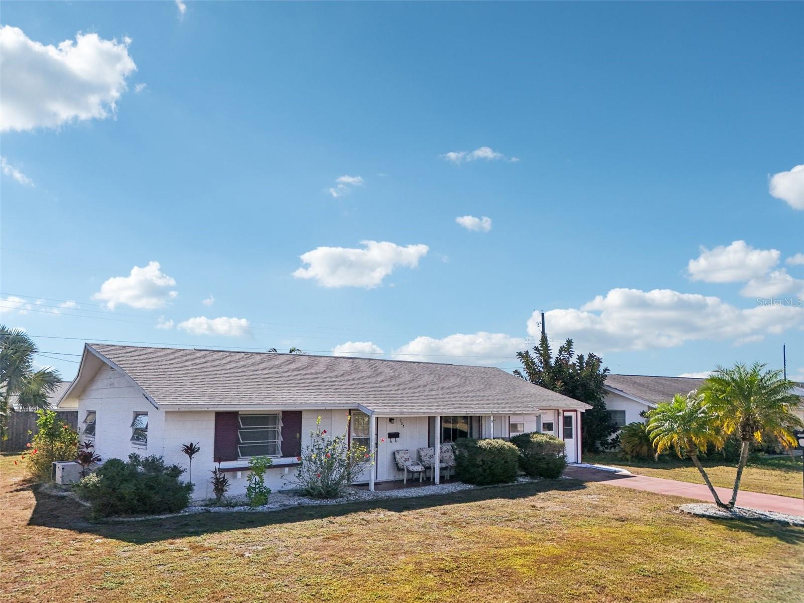 722 TAM O SHANTER AVE