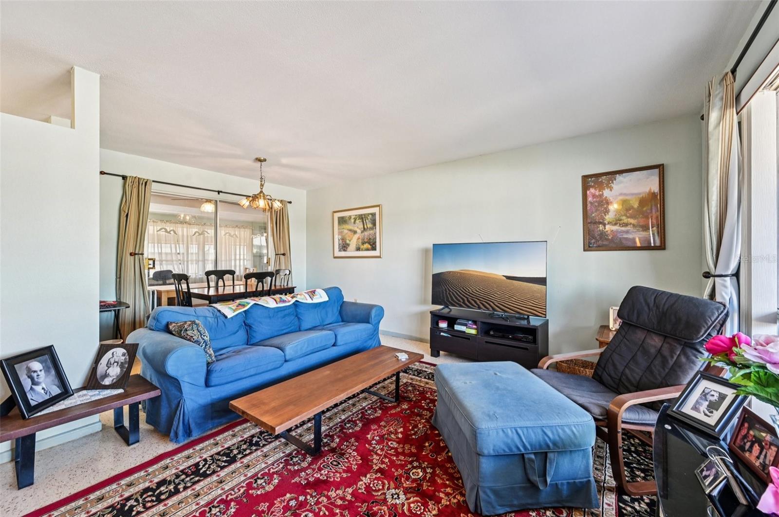 722 TAM O SHANTER AVE