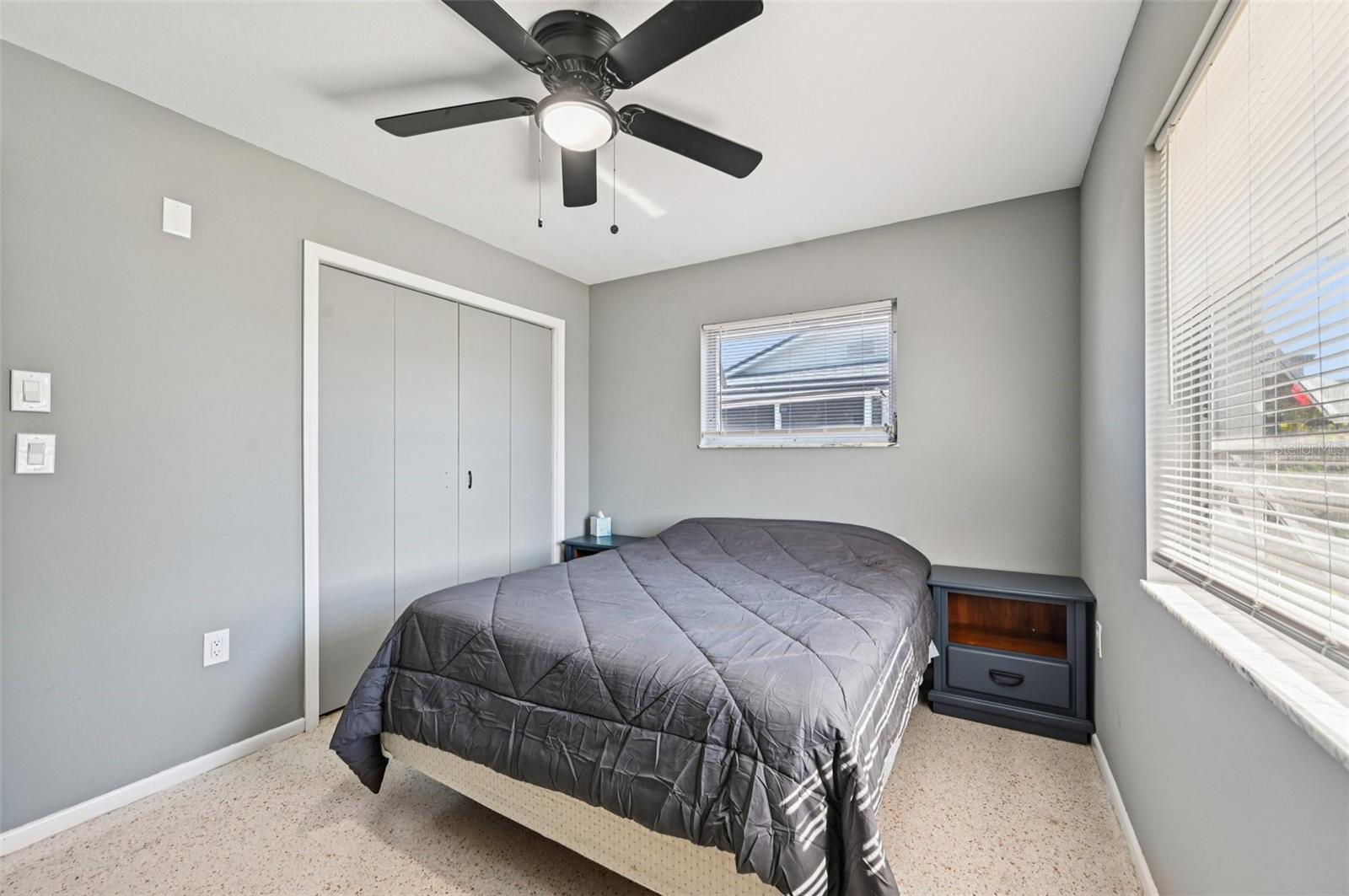 722 TAM O SHANTER AVE