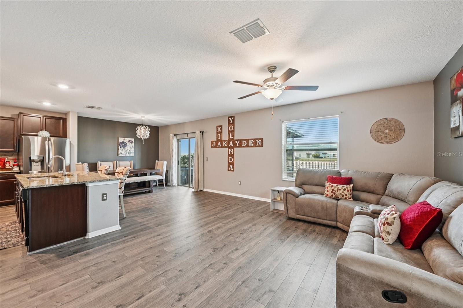 15461 BROAD BRUSH DR