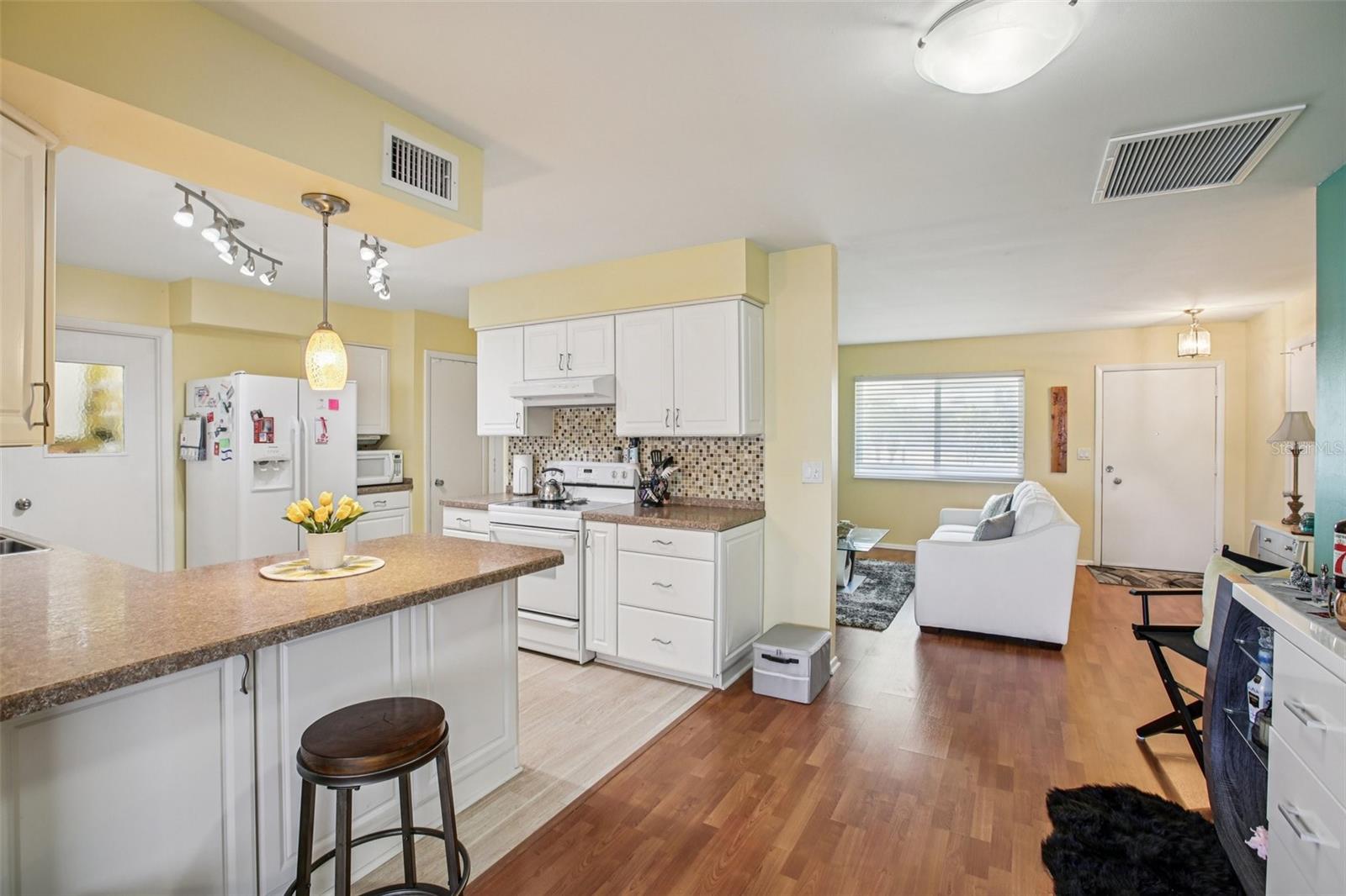 1409 N PEBBLE BEACH BLVD