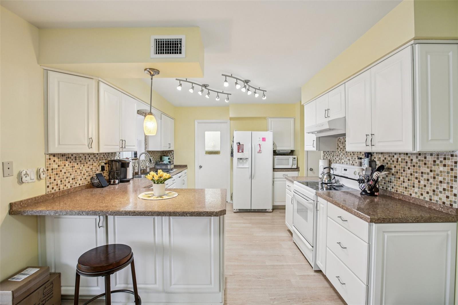 1409 N PEBBLE BEACH BLVD